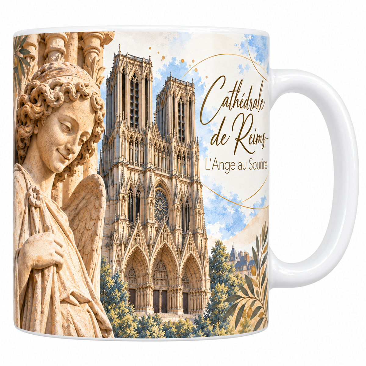 Mug céramique blanche 330 ml illustré de la façade de la cathédrale de Reims et de l'Ange au Sourire sculpté au premier plan, son aile déployée et son visage penché, titre Cathédrale de Reims en lettres dorées