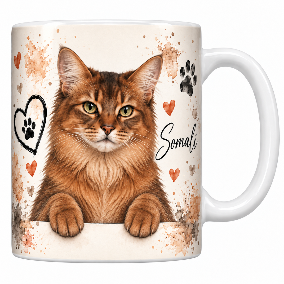 Mug blanc céramique imprimé d'un somali à la robe tiquetée rousse, au poil mi-long et aux yeux dorés en buste sur fond crème éclaboussé d'aquarelle, coeur au trait, empreintes de pattes et nom en cursive noire