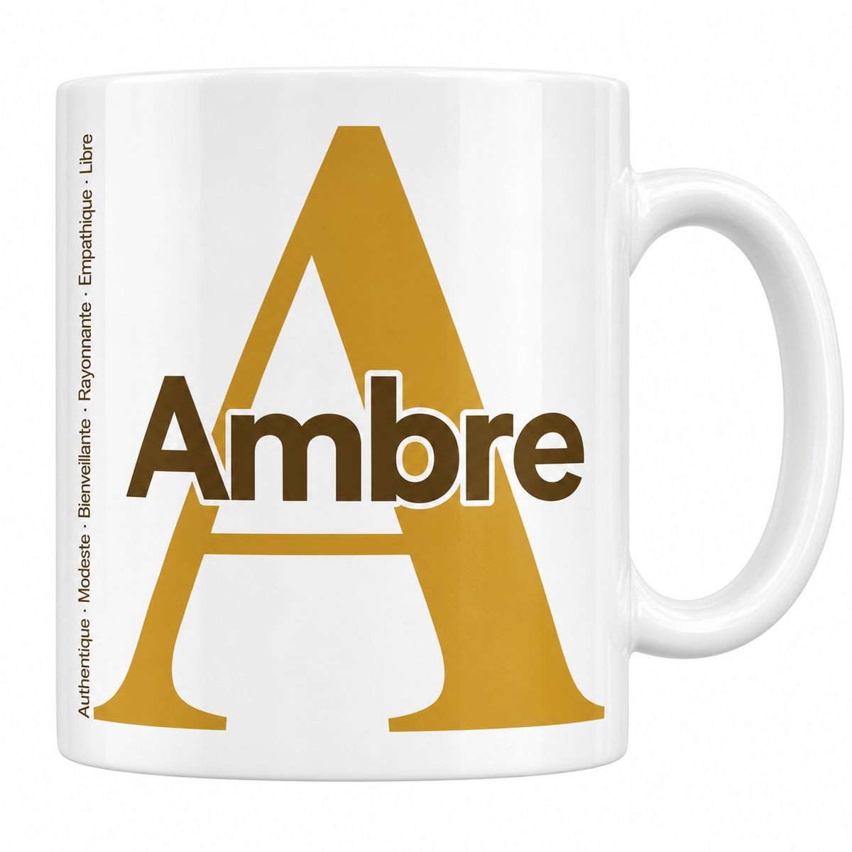 Mug blanc céramique 330 ml prénom Ambre : grande initiale A, prénom Ambre en lettres bold et six qualités verticales sur le côté