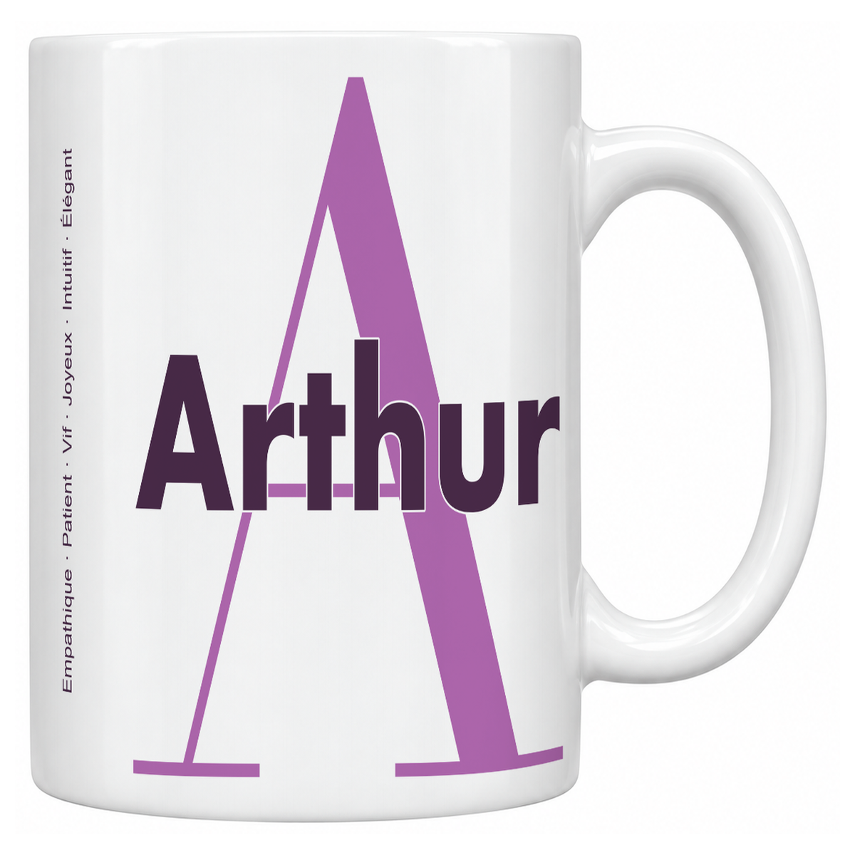 Mug blanc céramique 330 ml prénom Arthur : grande initiale A, prénom Arthur en lettres bold et six qualités verticales sur le côté