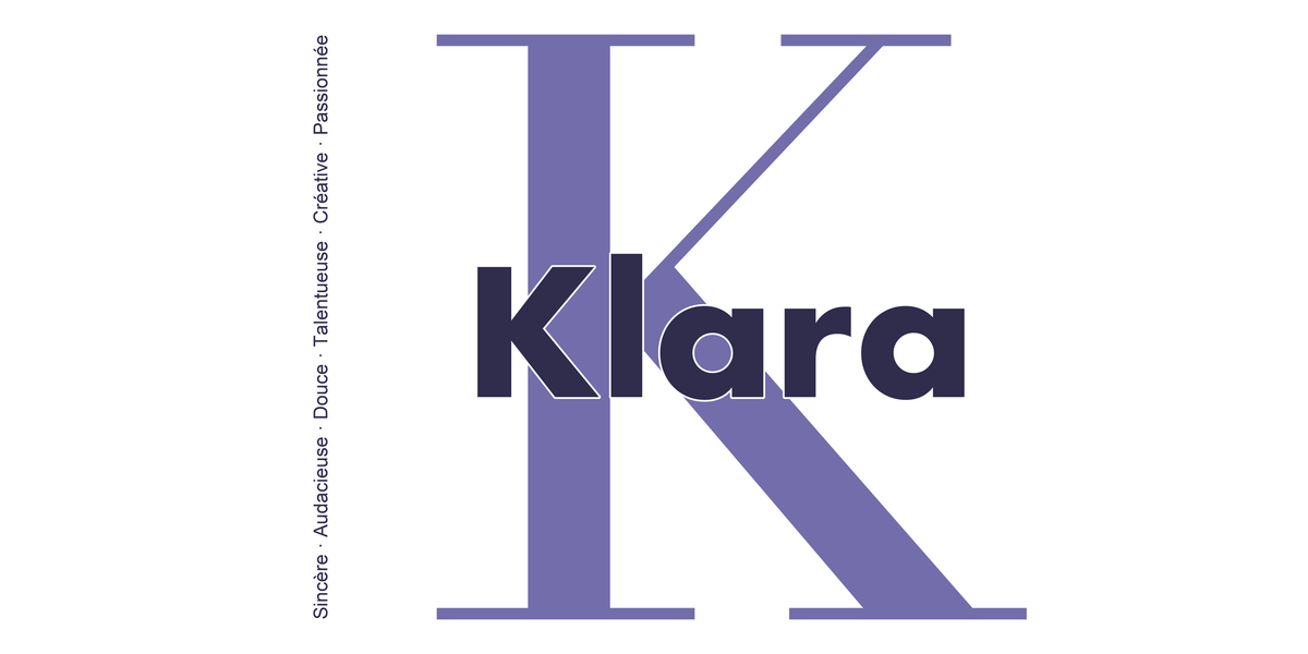 Visuel à plat du mug prénom Klara : initiale K pleine hauteur, prénom Klara centré et ligne verticale « Sincère · Audacieuse · Douce · Talentueuse · Créative · Passionnée »