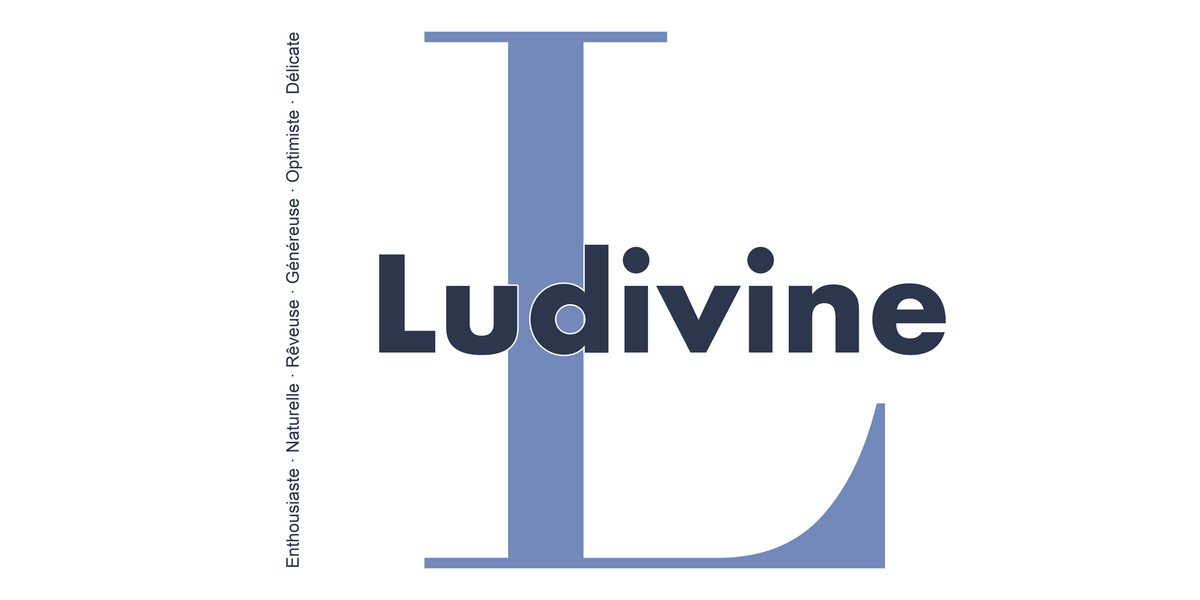Visuel à plat du mug prénom Ludivine : initiale L pleine hauteur, prénom Ludivine centré et ligne verticale « Enthousiaste · Naturelle · Rêveuse · Généreuse · Optimiste · Délicate »