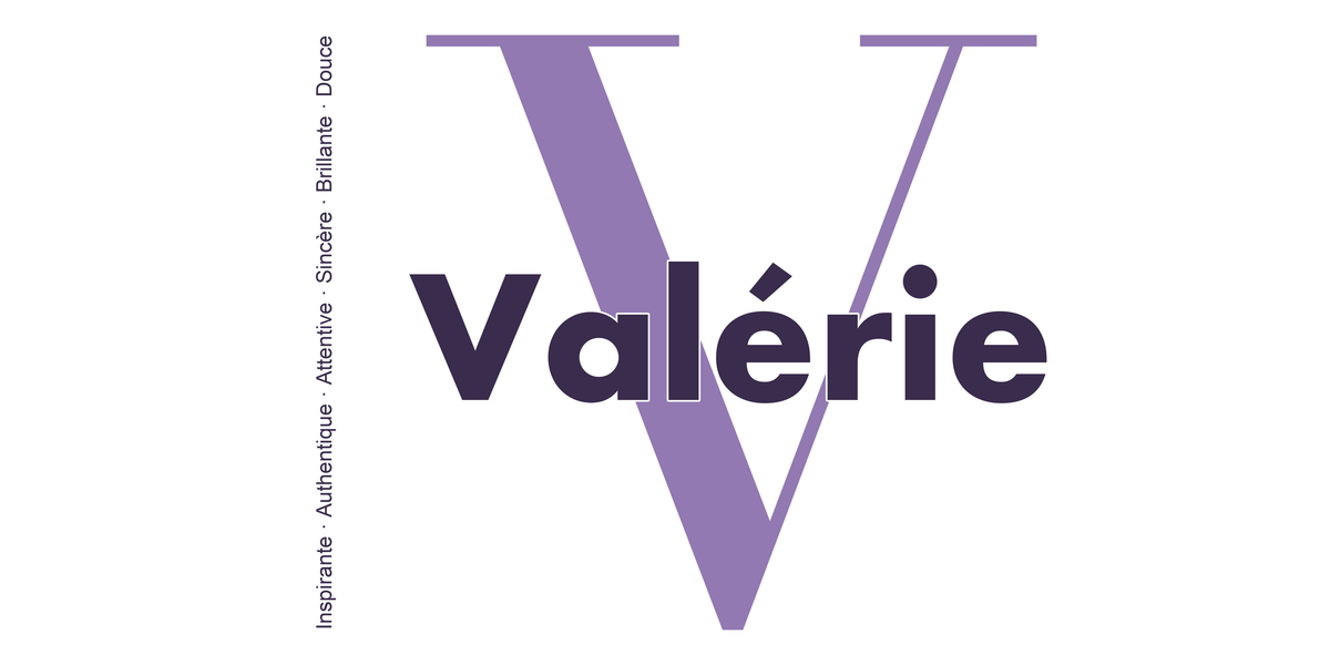 Visuel à plat du mug prénom Valérie : initiale V pleine hauteur, prénom Valérie centré et ligne verticale « Inspirante · Authentique · Attentive · Sincère · Brillante · Douce »