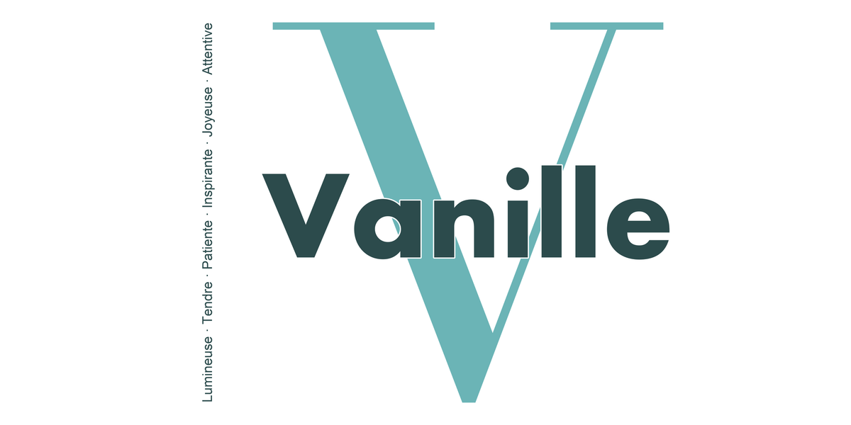 Visuel à plat du mug prénom Vanille : initiale V pleine hauteur, prénom Vanille centré et ligne verticale « Lumineuse · Tendre · Patiente · Inspirante · Joyeuse · Attentive »