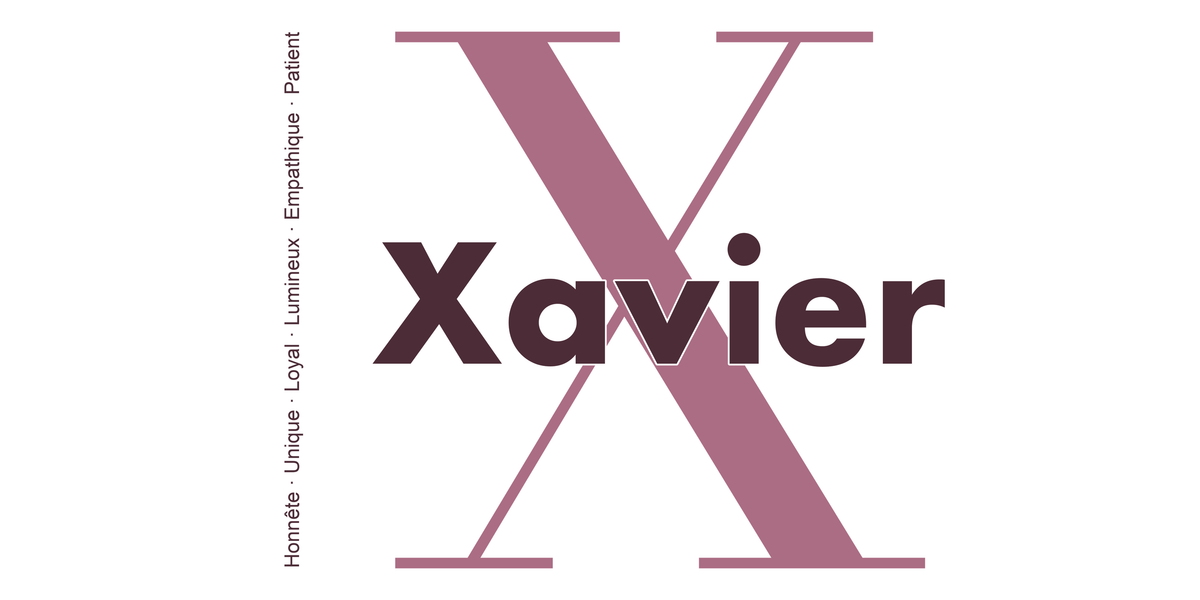 Visuel à plat du mug prénom Xavier : initiale X pleine hauteur, prénom Xavier centré et ligne verticale « Honnête · Unique · Loyal · Lumineux · Empathique · Patient »