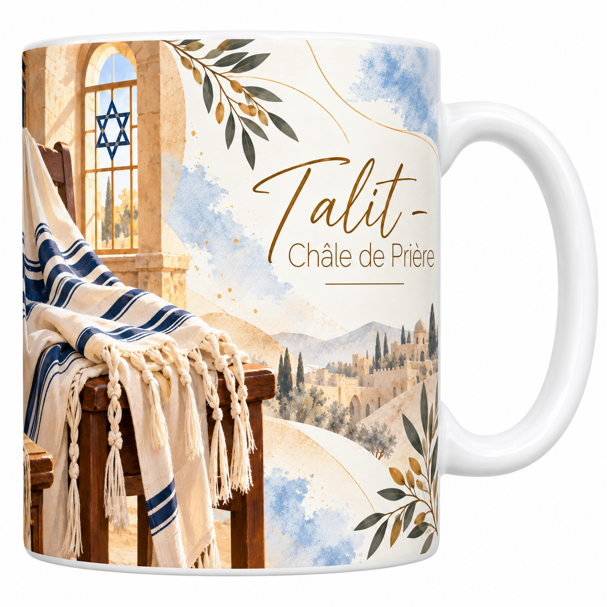 Mug céramique blanche 330 ml illustré d'un talit à l'aquarelle, le châle de prière crème à rayures bleues et longues franges posé sur le dossier d'une chaise de bois, des livres reliés empilés à côté, une fenêtre ouverte sur les collines et le titre Talit - Châle de Prière en lettres dorées