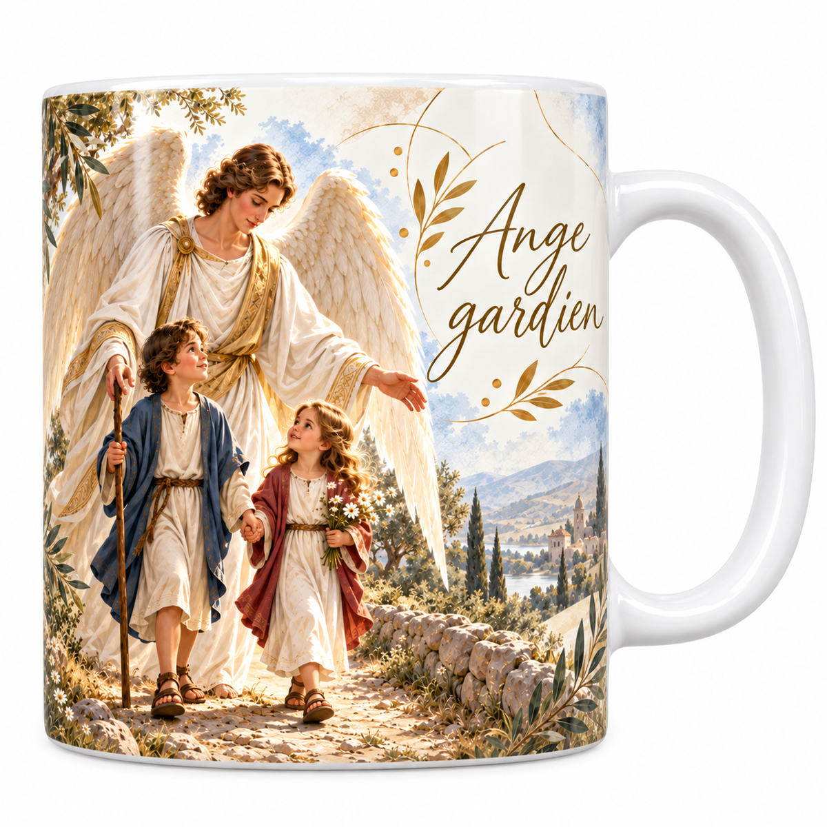 Mug céramique blanche 330 ml illustré d'un ange gardien aux grandes ailes blanches déployées, la main tendue au-dessus de deux enfants qui marchent sur un chemin de pierres, et le titre Ange gardien en lettres dorées dans un cadre de feuillage