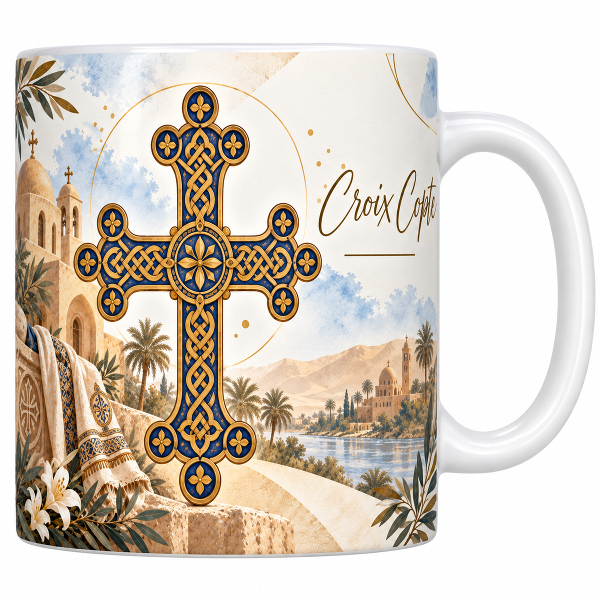 Mug céramique blanche 330 ml illustré d'une grande croix copte bleu nuit et or à entrelacs, avec un monastère à coupoles, une étoffe brodée, des palmiers et le Nil, et le titre Croix Copte en lettres dorées