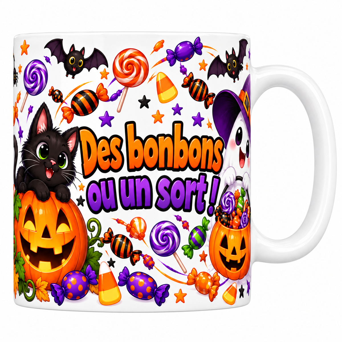 Mug blanc céramique imprimé du slogan Des bonbons ou un sort ! orange et violet, chat noir sur une citrouille et fantôme avec un seau de bonbons