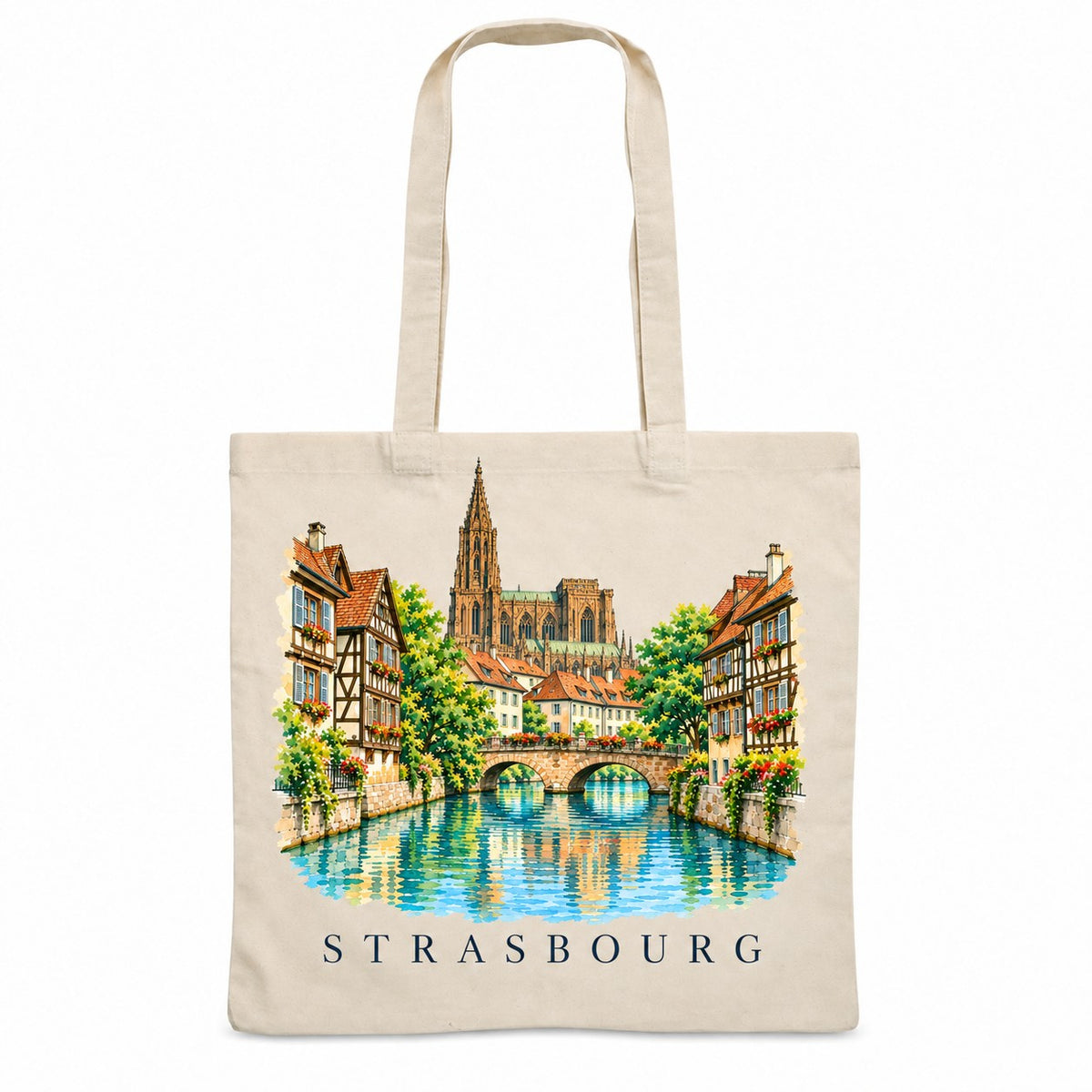 Tote bag Strasbourg Essentiel, sac plat en coton naturel 140 g/m² de 38 × 42 cm, illustration aquarelle de la cathédrale et des maisons à colombages de la Petite France