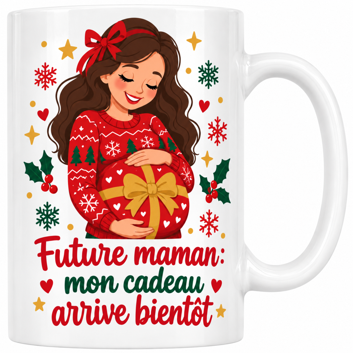 Mug blanc céramique de Noël Future Maman : une future maman en pull de Noël pose les mains sur son ventre, décoré comme un cadeau avec un grand nœud doré
