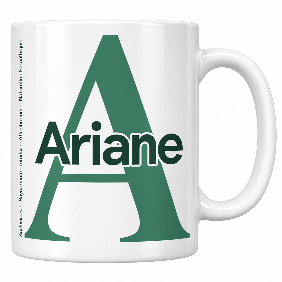 Mug blanc céramique 330 ml prénom Ariane : grande initiale A, prénom Ariane en lettres bold et six qualités verticales sur le côté