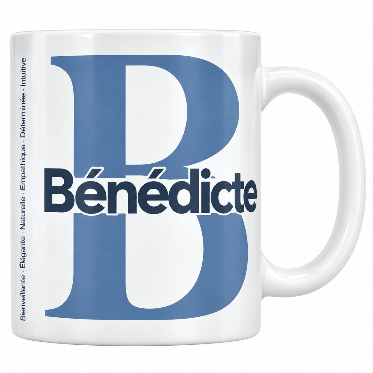 Mug blanc céramique 330 ml prénom Bénédicte : grande initiale B, prénom Bénédicte en lettres bold et six qualités verticales sur le côté