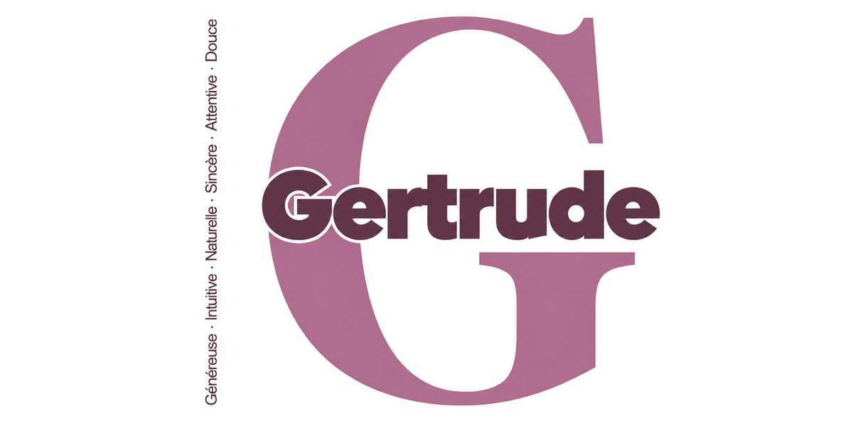 Visuel à plat du mug prénom Gertrude : initiale G pleine hauteur, prénom Gertrude centré et ligne verticale « Généreuse · Intuitive · Naturelle · Sincère · Attentive · Douce »