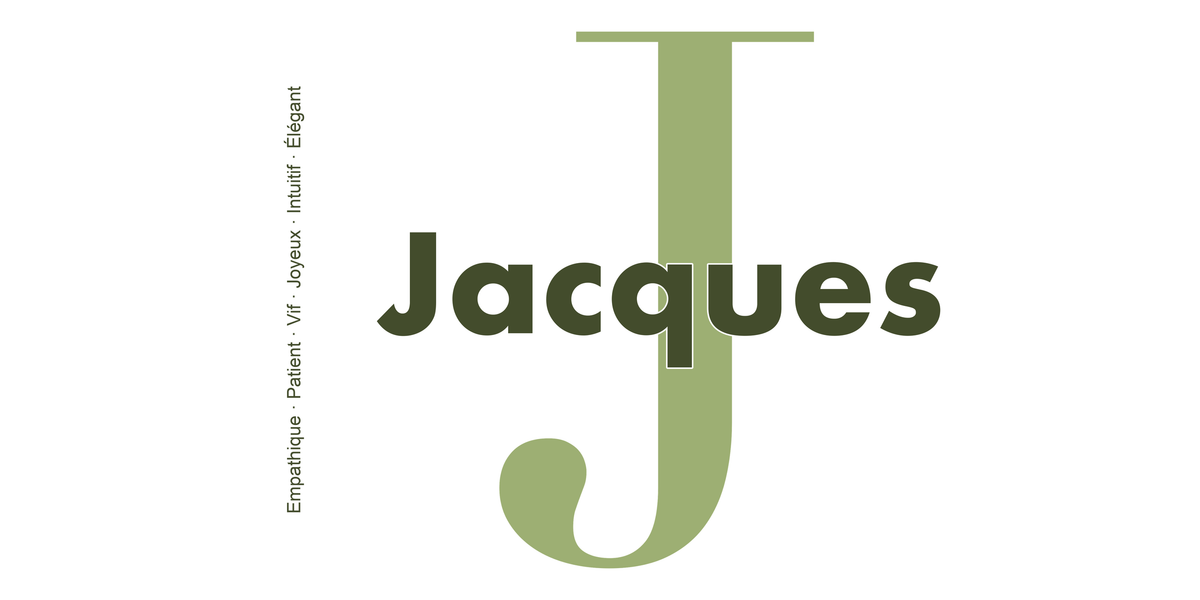 Visuel à plat du mug prénom Jacques : initiale J pleine hauteur, prénom Jacques centré et ligne verticale « Empathique · Patient · Vif · Joyeux · Intuitif · Élégant »