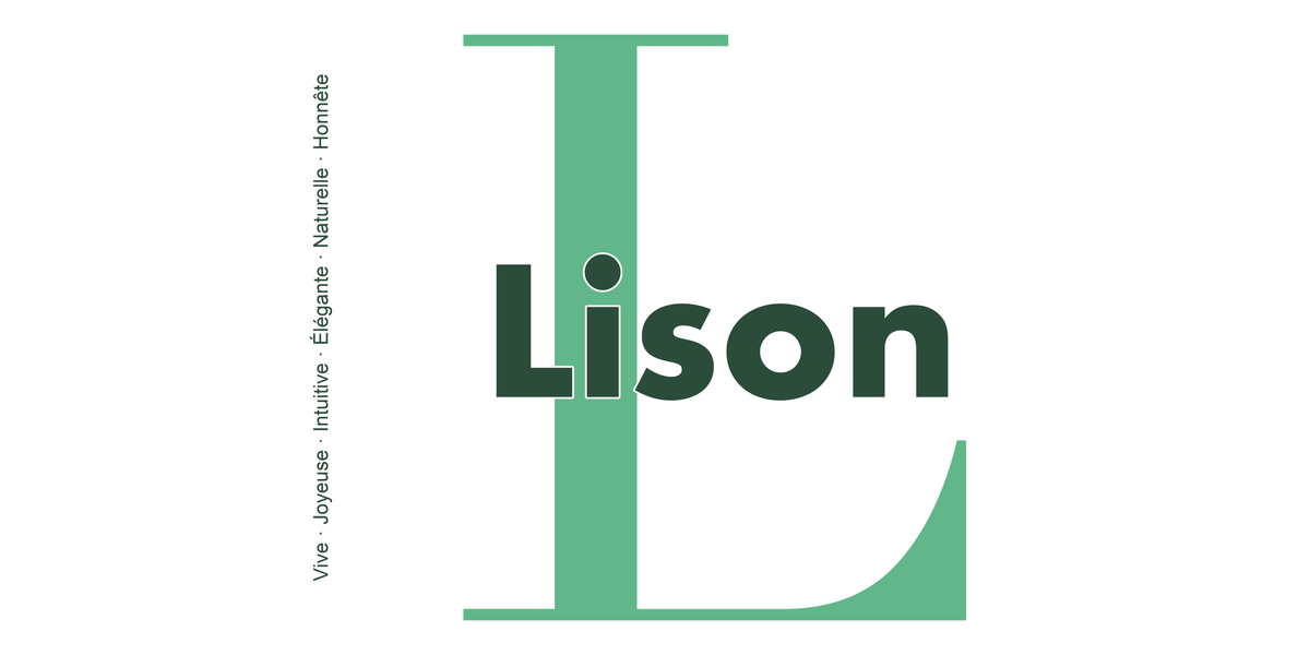 Visuel à plat du mug prénom Lison : initiale L pleine hauteur, prénom Lison centré et ligne verticale « Vive · Joyeuse · Intuitive · Élégante · Naturelle · Honnête »
