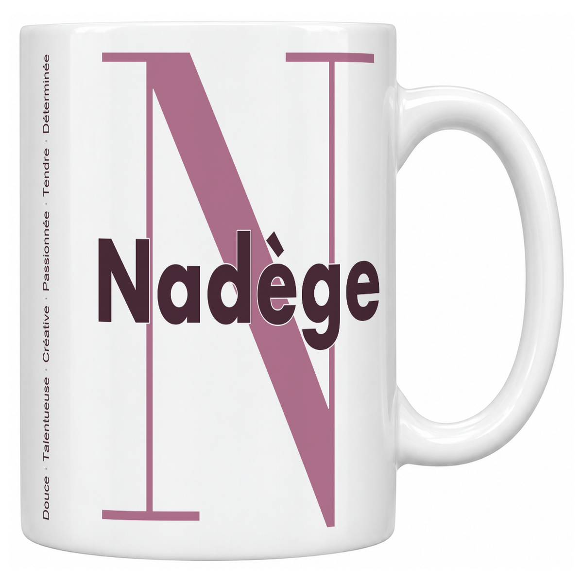 Mug blanc céramique 330 ml prénom Nadège : grande initiale N, prénom Nadège en lettres bold et six qualités verticales sur le côté